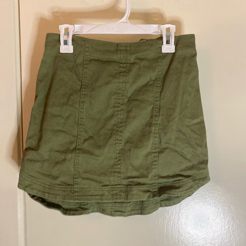FITTED SKIRT